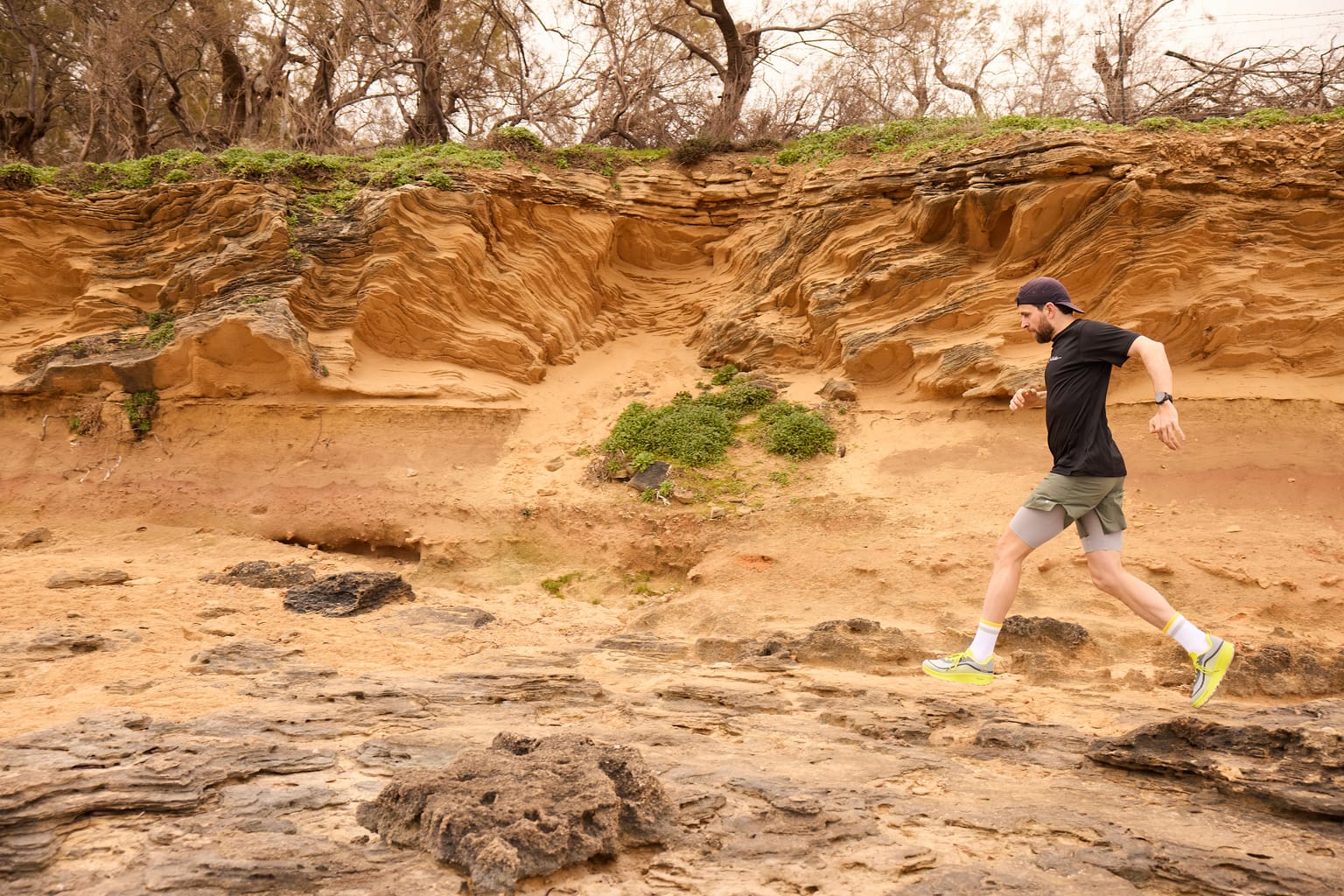 Joe Nimble Athlet auf Trail